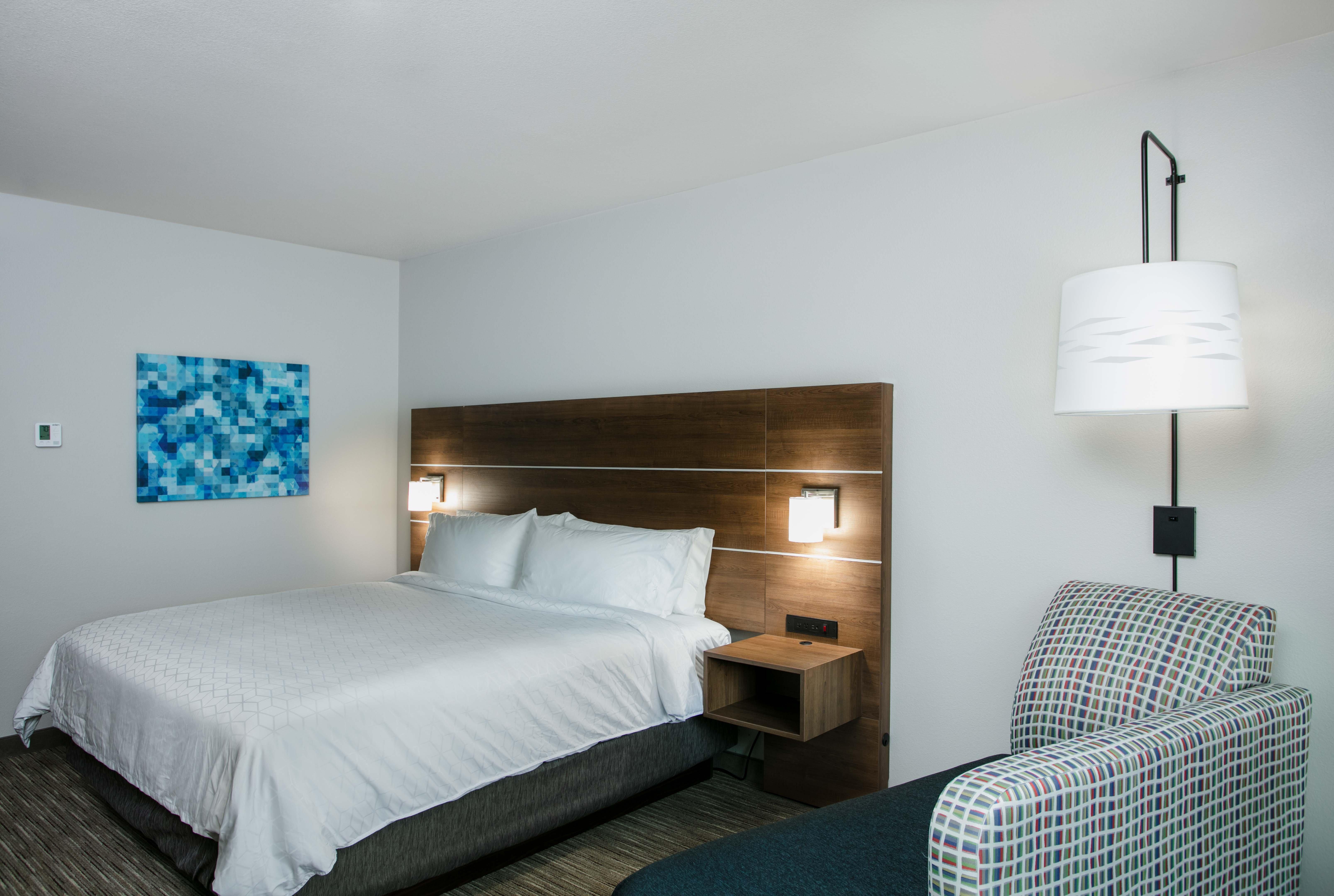 Holiday Inn Express & Suites Oakhurst-Yosemite Park Area By Ihg Exterior photo